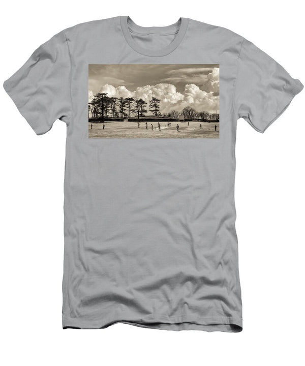 1 a Friendly Game of Cricket Ian Livesey T-Shirt