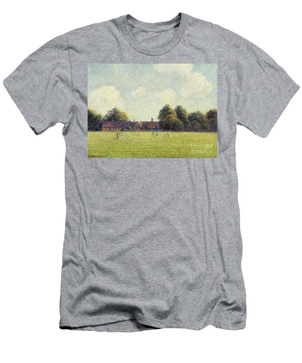 1 Hampton Court Green 1891 Camille Pissarro T-Shirt