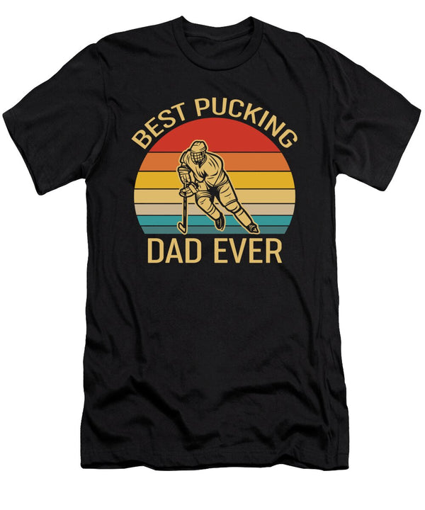1 Ice Hockey Player Hockey Gift for Ice Hockey Dad Raphaelartdesign T-Shirt