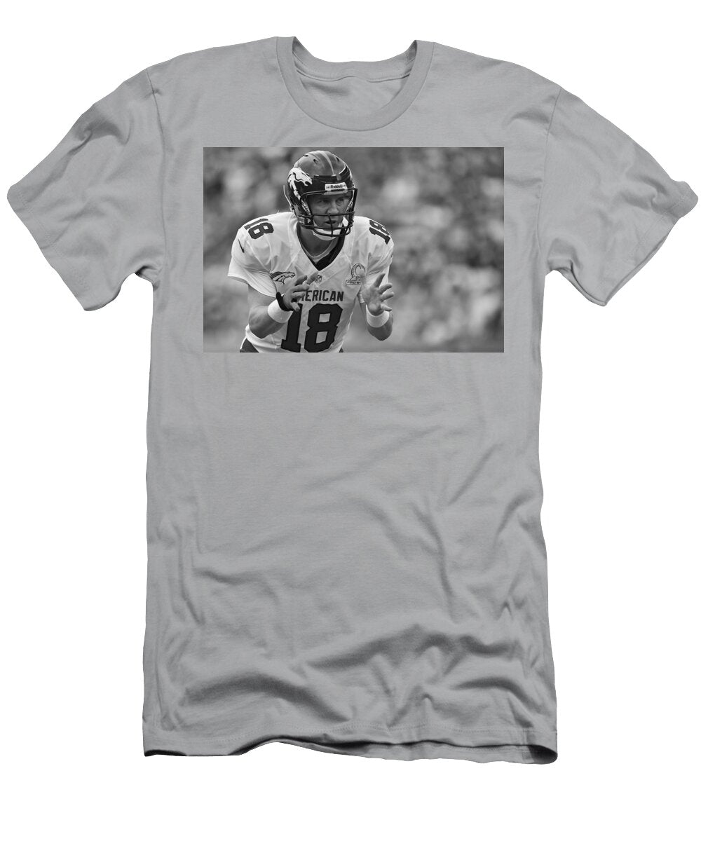 1 Peyton Manning Calls Out the Play Michael Holzworth T-Shirt