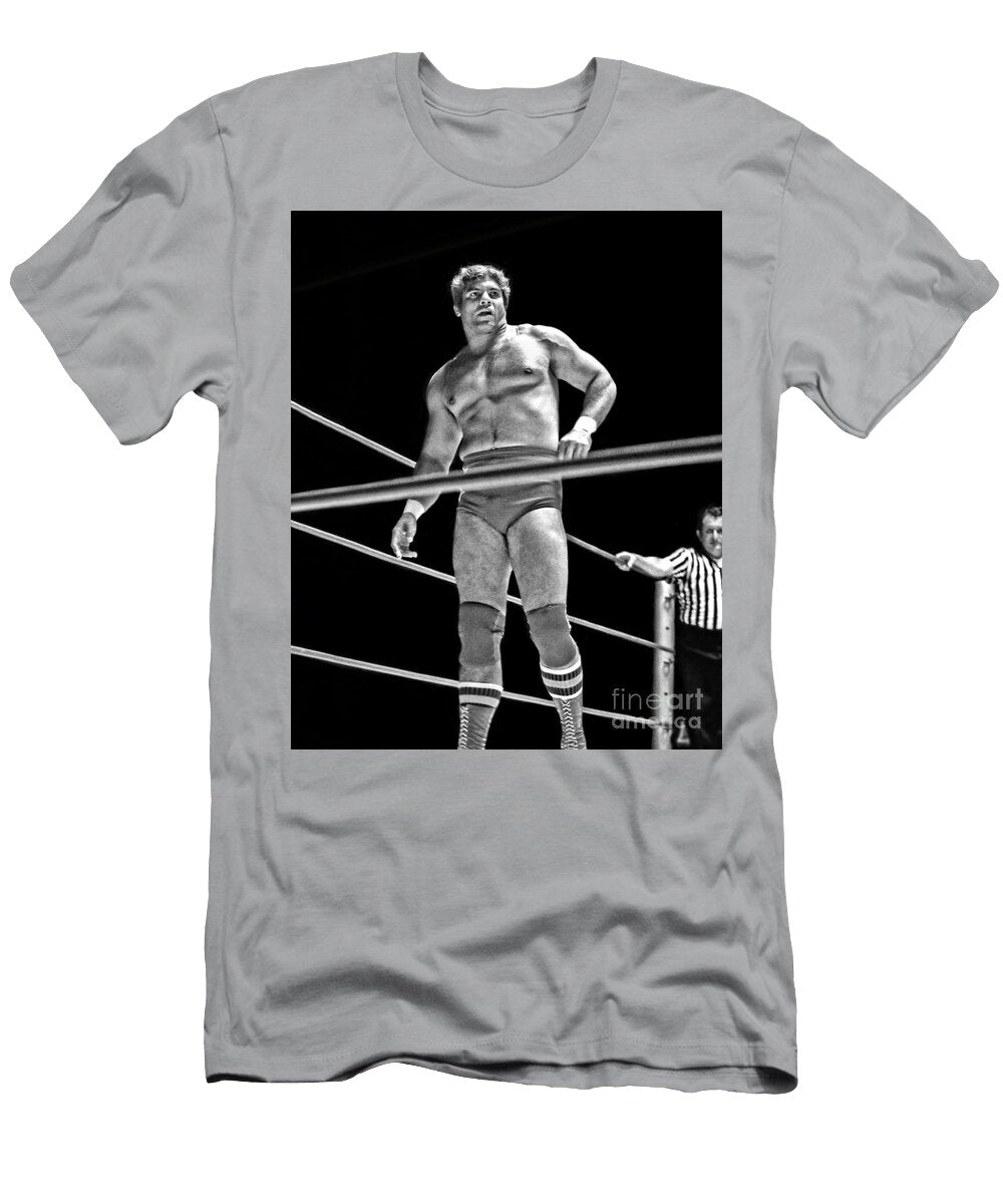 1 Pro Wrestling Legend Don Muraco Eyeing His Opponent Jim Fitzpatrick T-Shirt