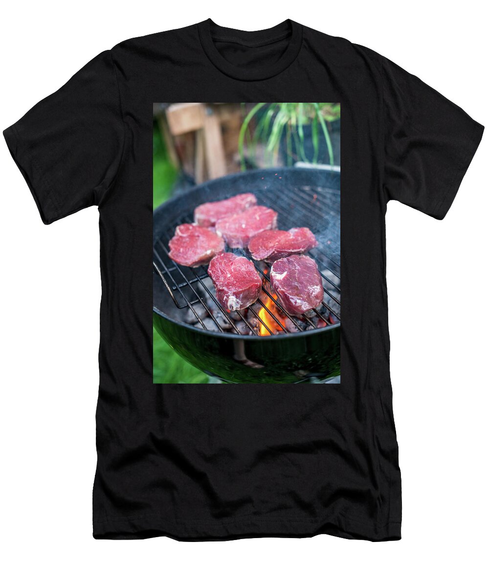 1 Raw Beef Loin Steaks on a Barbecue Sebastian Schollmeyer T-Shirt