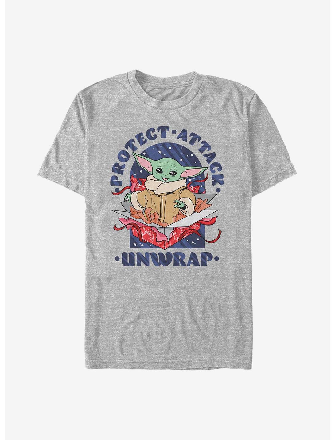 Star Wars The Mandalorian The Child Protect Attack Unwrap T-Shirt