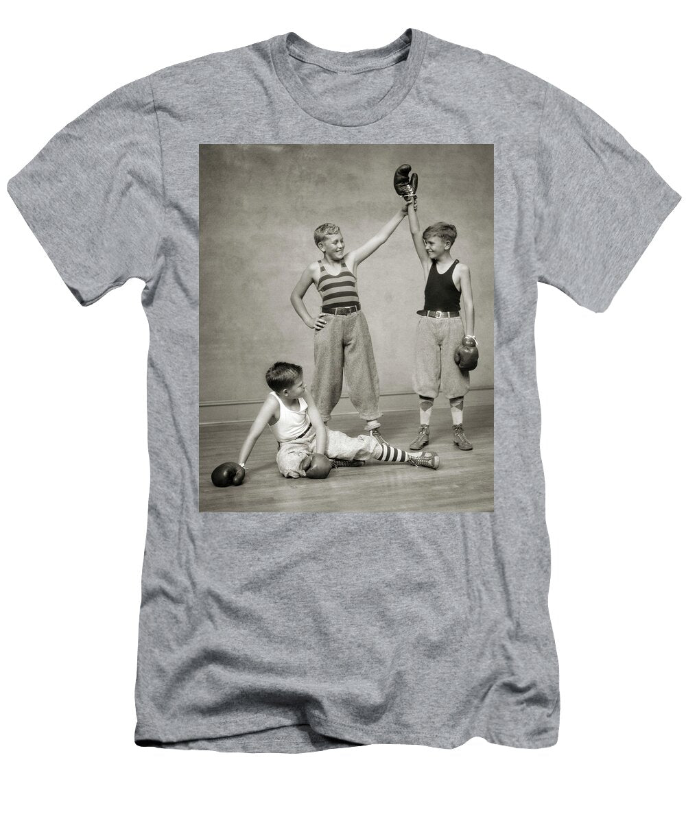 1930s Two Boys Boxing a Third Declaring Vintage Images T-Shirt