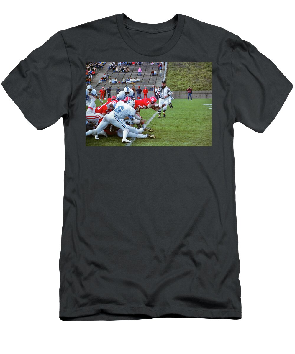 1970s Player Stretching Over Goal Line Vintage Images T-Shirt