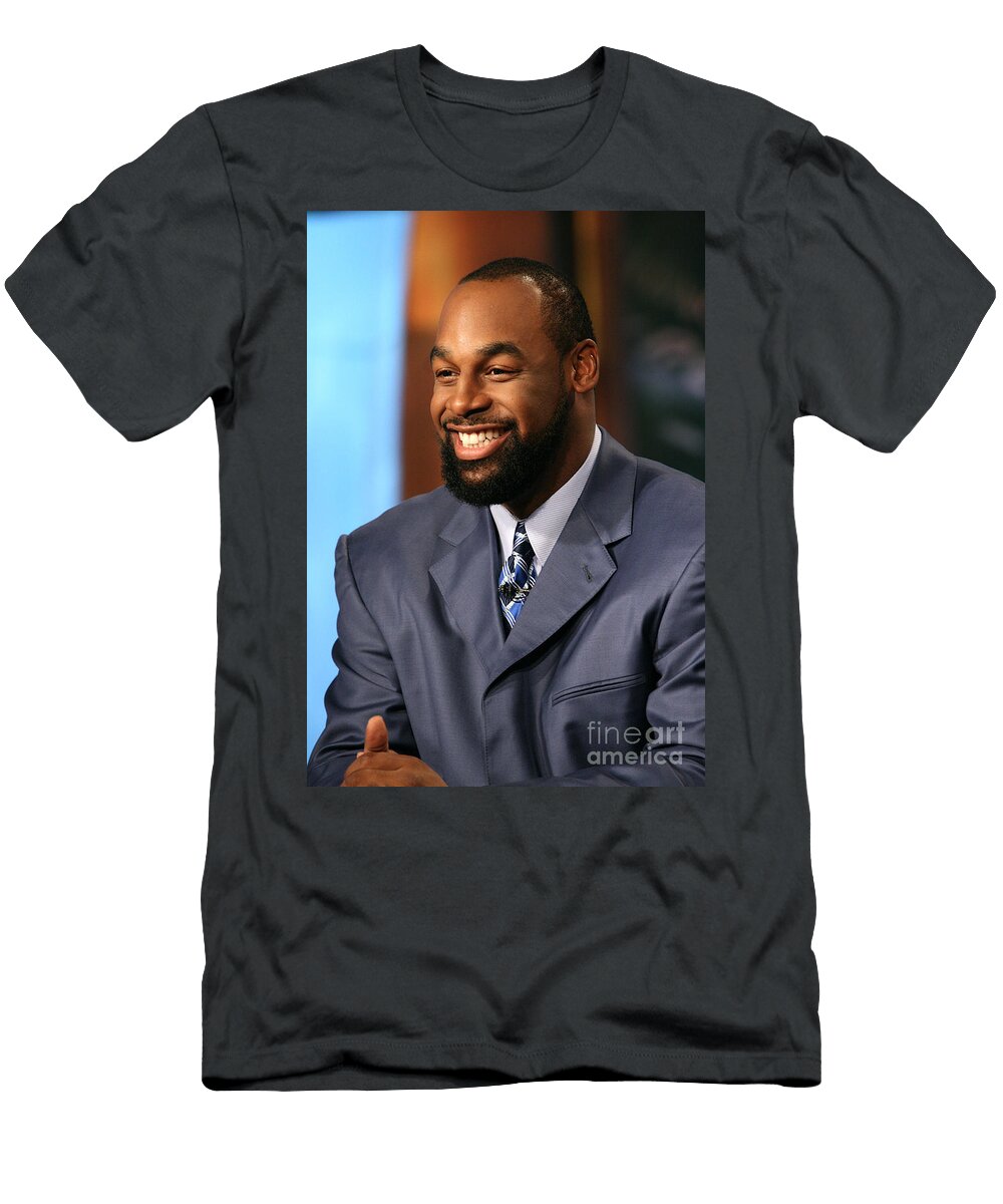 3 Donovan Mcnabb Concert Photos T-Shirt