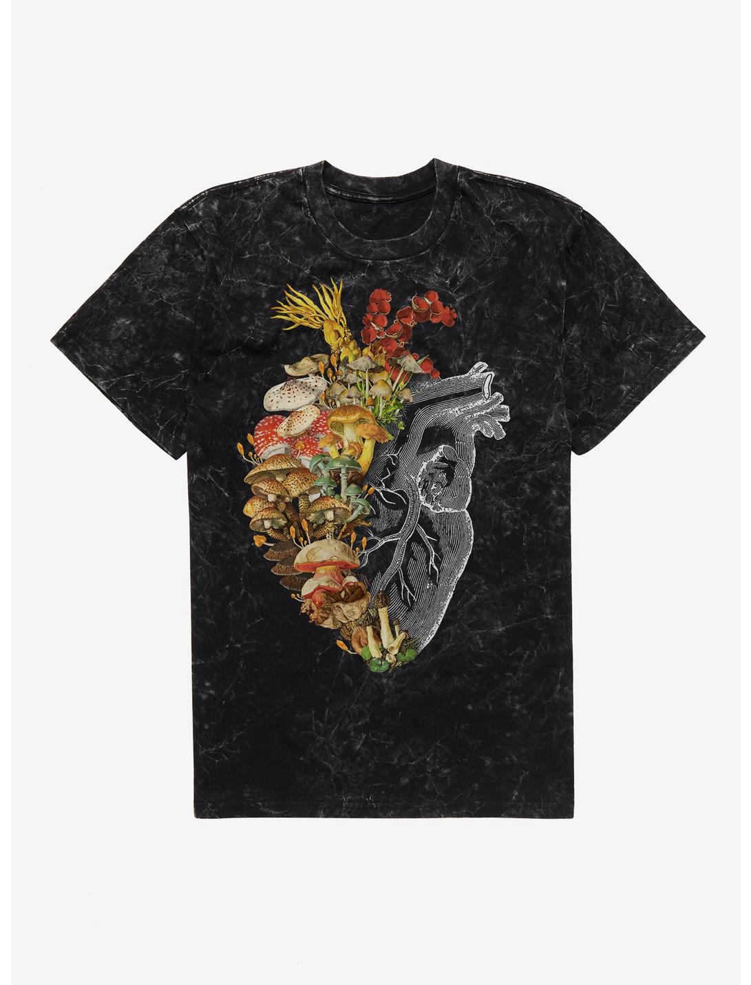 Mushroom Heart Vintage Nature Mineral Wash T-Shirt
