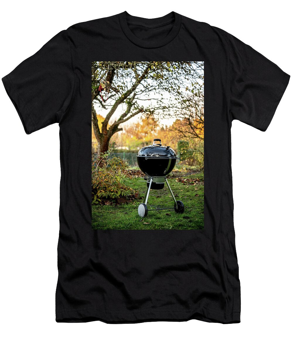 A Kettle Grill in an Autumnal Meadow By a Lake Sebastian Schollmeyer T-Shirt