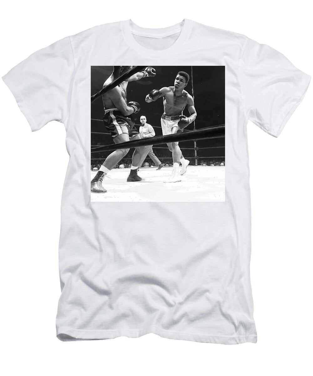 Ali Boxing Match Neil Leifer T-Shirt
