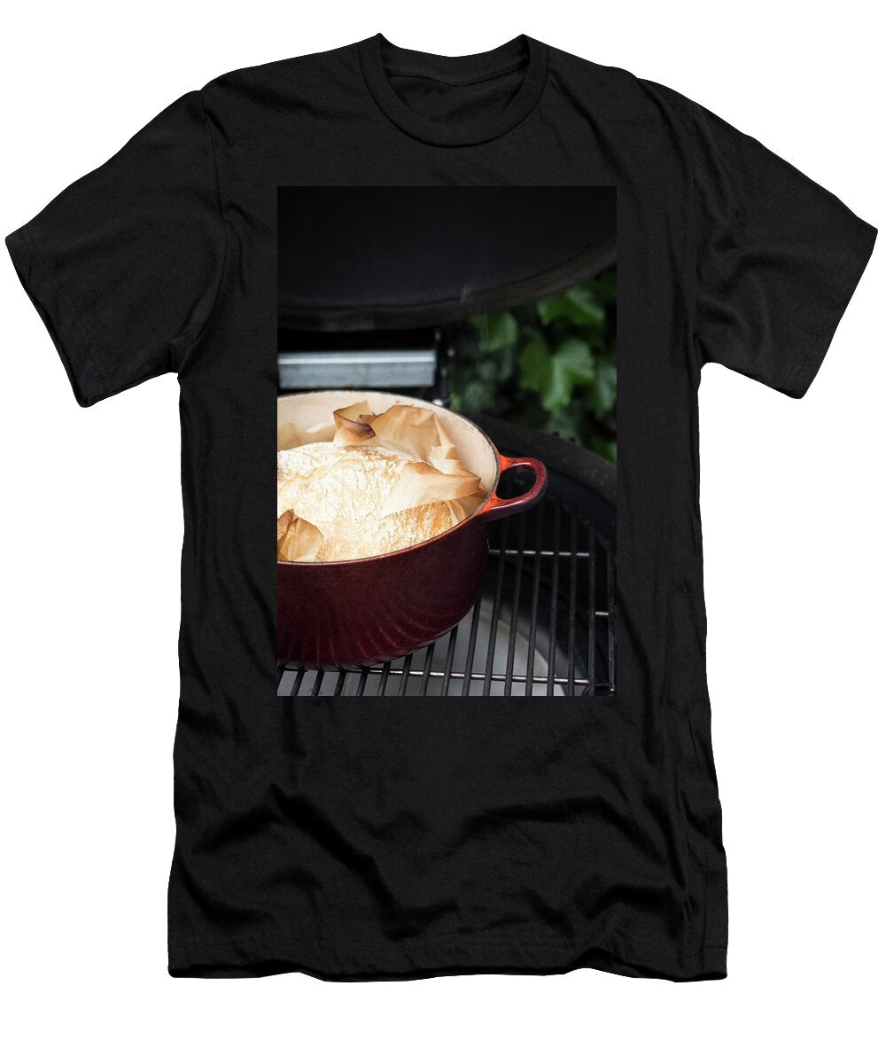 Baking Bread on the Kamadojoe in a Pan Lucie Beck T-Shirt