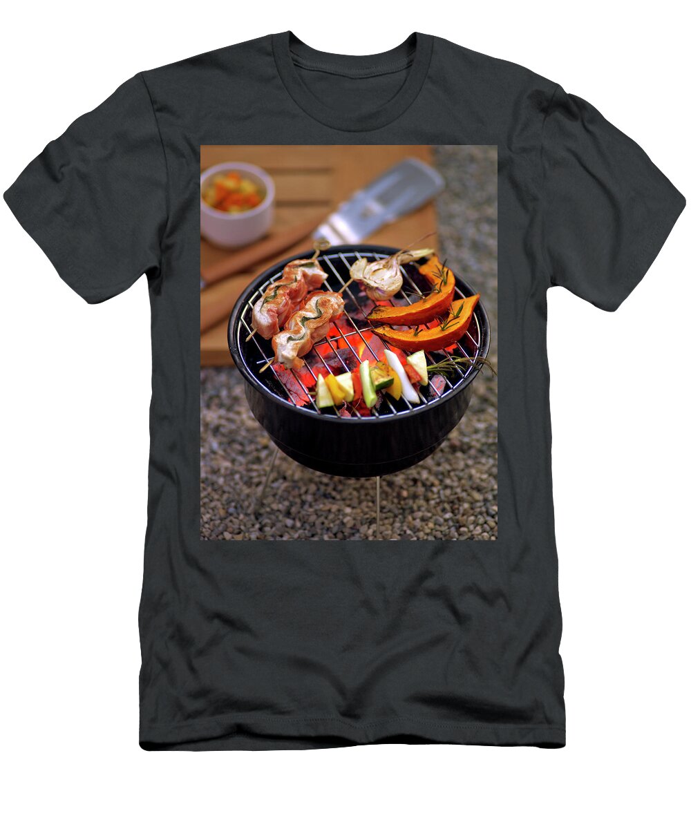 Close Up Vegetable Skewers on Cooking Grill Jalag Klaus Maria Einwanger T-Shirt