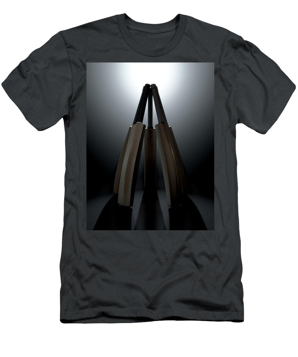 Cricket Back Circle Dramatic Allan Swart T-Shirt