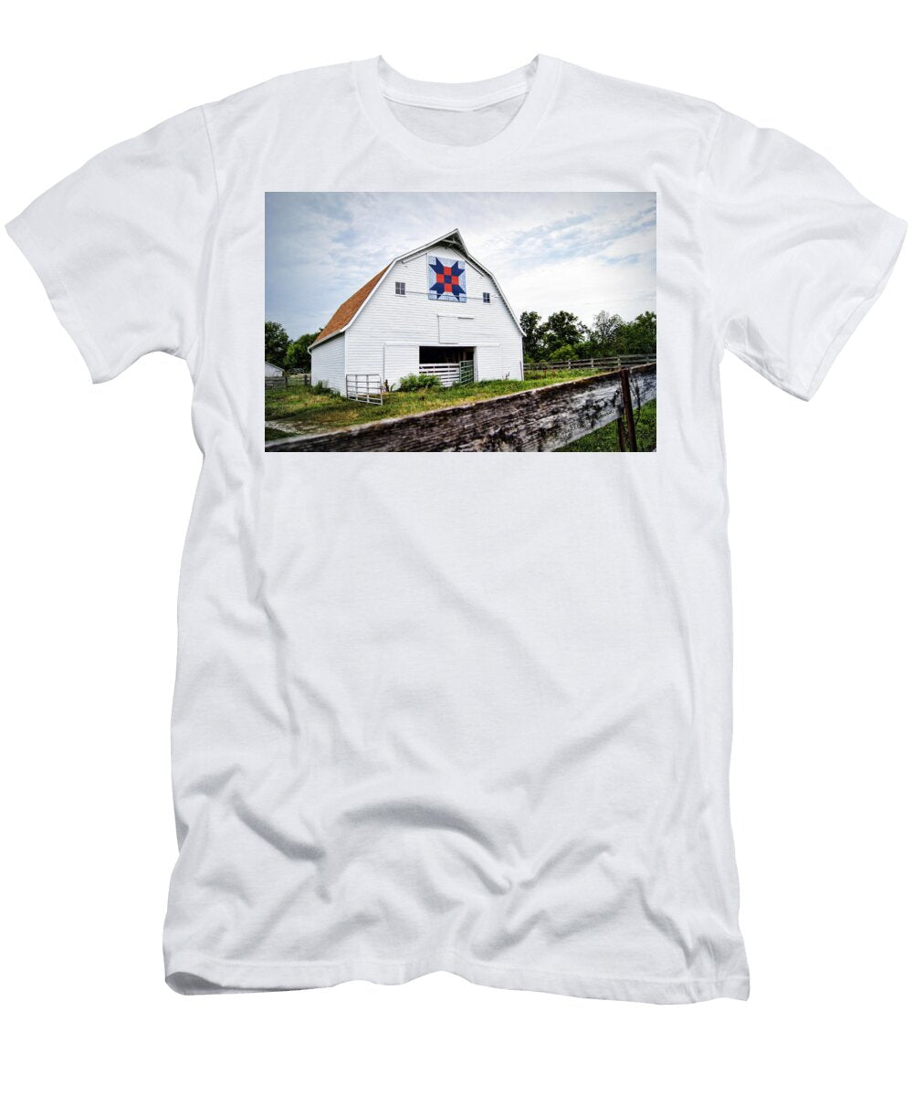 Fayette Farmers Daughter Quilt Barn Cricket Hackmann T-Shirt
