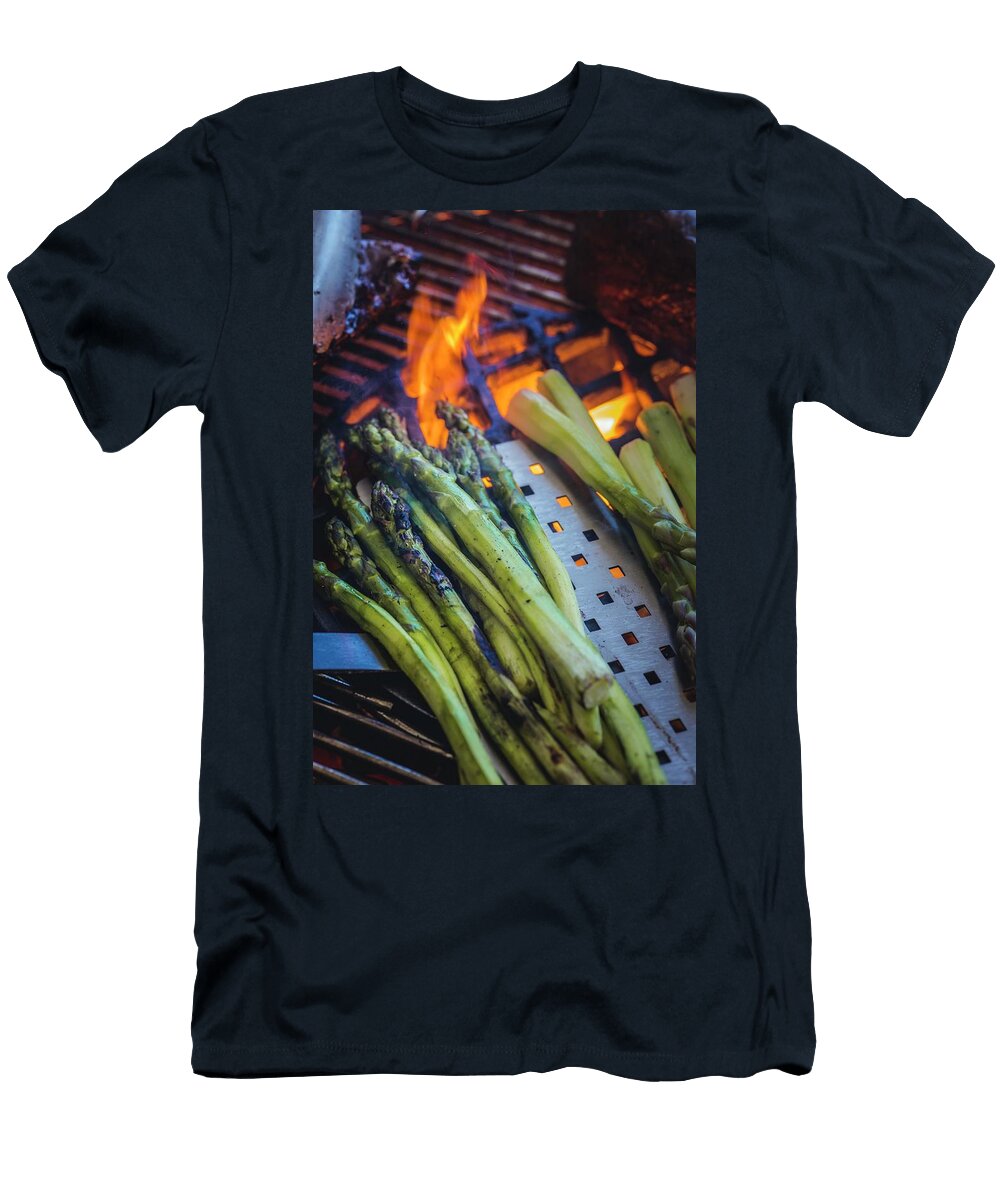 Grilled Green Asparagus on the Barbecue Eising Studio T-Shirt