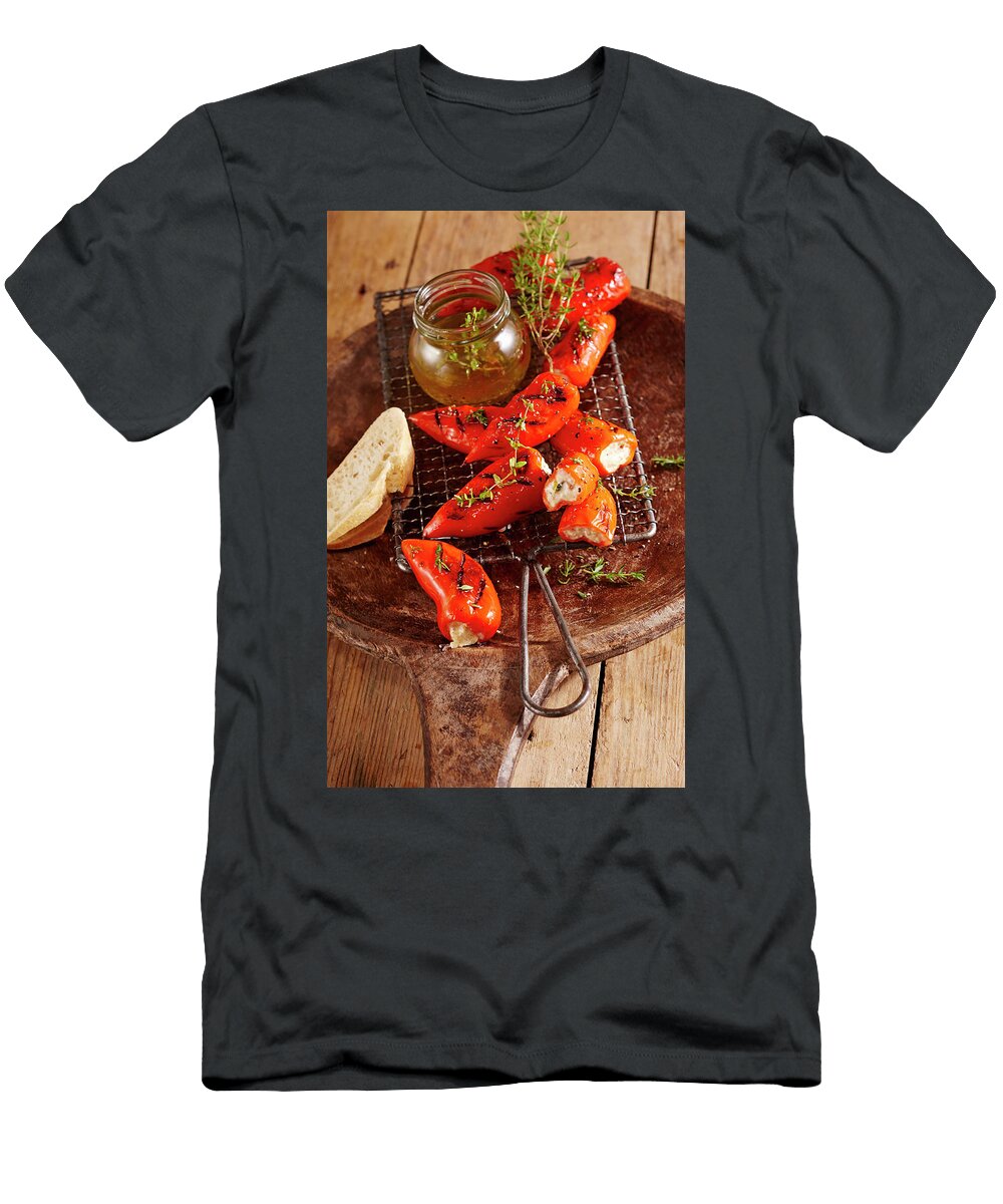 Grilled Mini Pointed Peppers Filled with Feta Cheese White Bread and Thyme Teubner Foodfoto T-Shirt