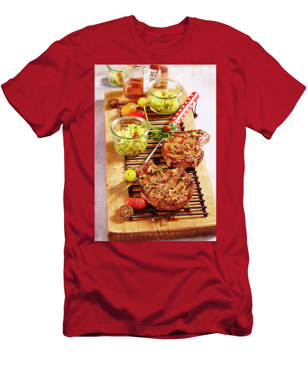 Grilled Oriental Marinated Pork Chops with a Pineapple and Cucumber Salsa Teubner Foodfoto T-Shirt