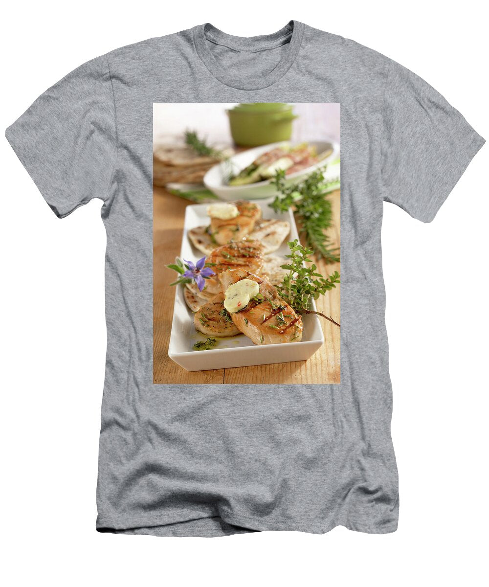 Grilled Turkey Medallions with Unleavened Sesame Seed Bread Orange and Rosemary Butter and Grilled Asparagus Teubner Foodfoto T-Shirt