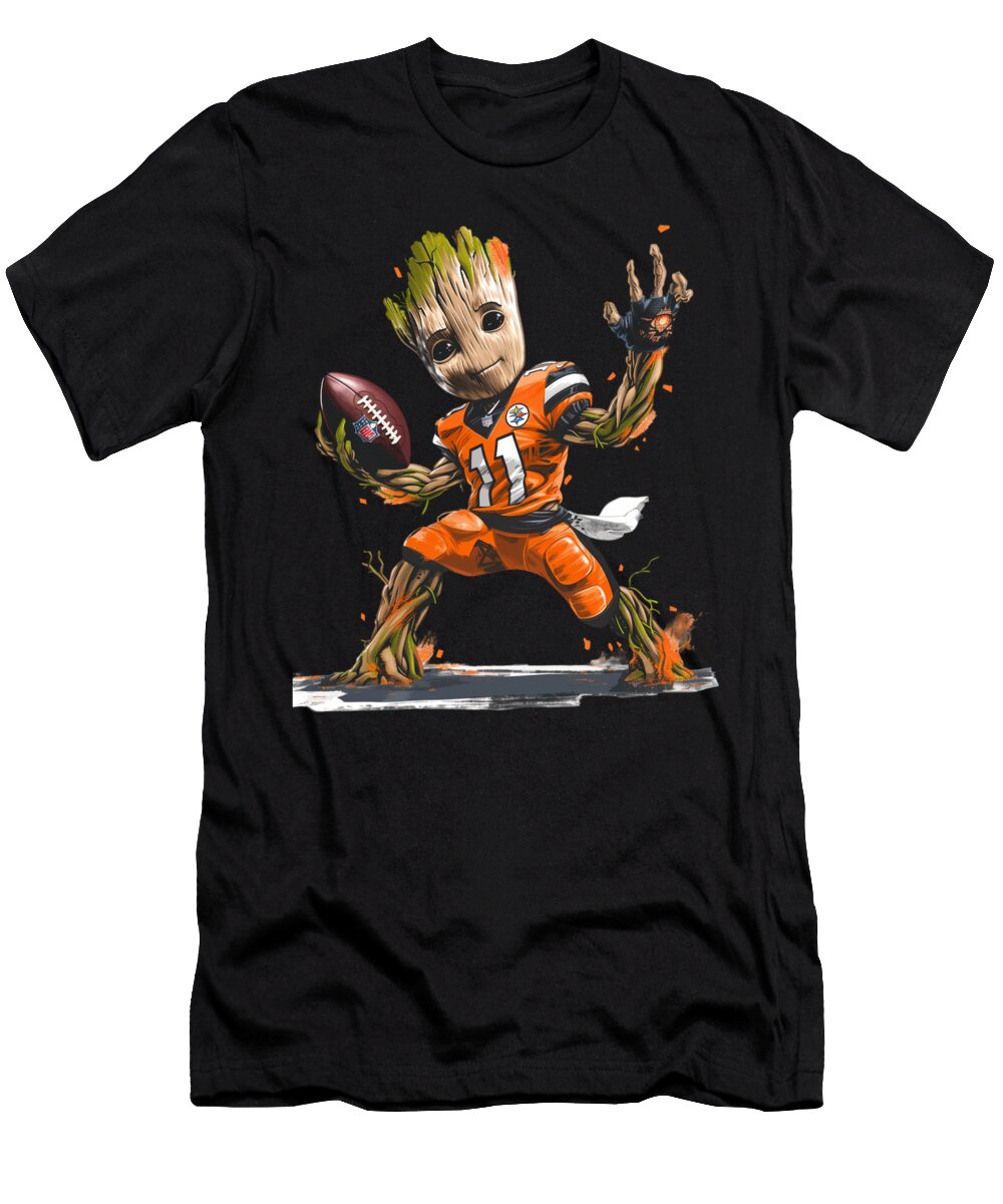 Groot Vs Chiefs Logo Height Cecils Willis T-Shirt