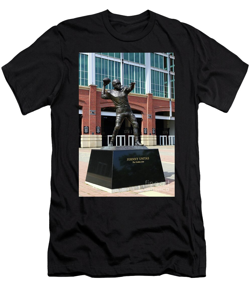 Johnny Unitas Statue Outside Mandt Bank Stadium Baltimore James Brunker T-Shirt