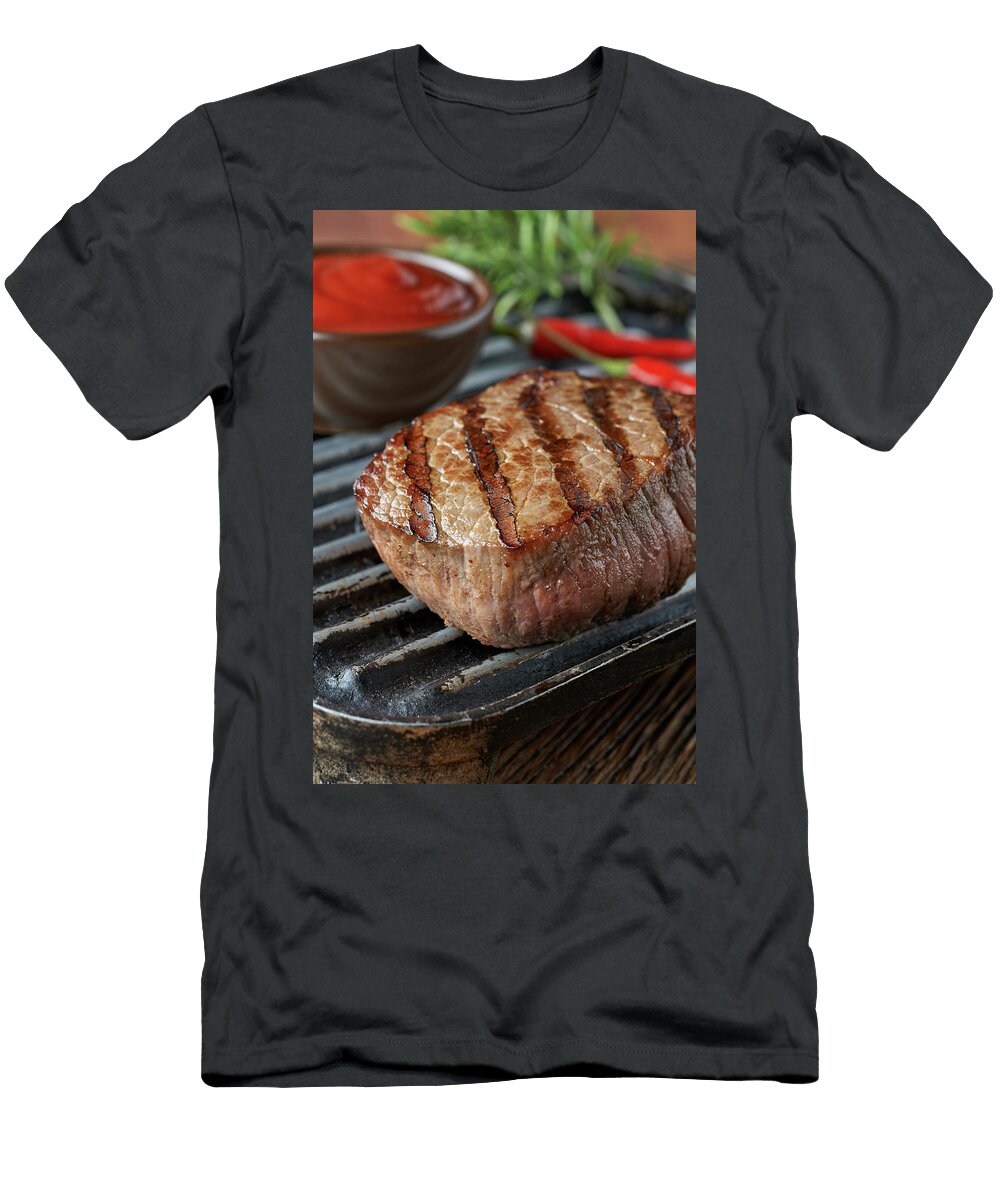 Piece of Beef on the Grill Amon T-Shirt
