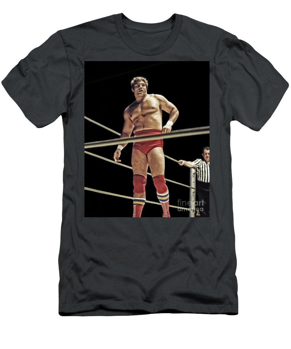 Pro Wrestling Legend Don Muraco Eyeing His Opponent Jim Fitzpatrick T-Shirt