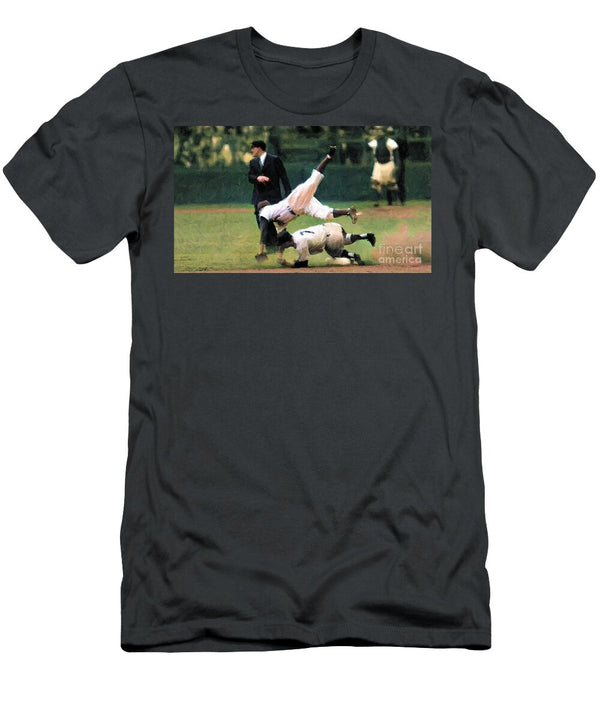 Reese Vs Mantle 1b Robert Williams T-Shirt