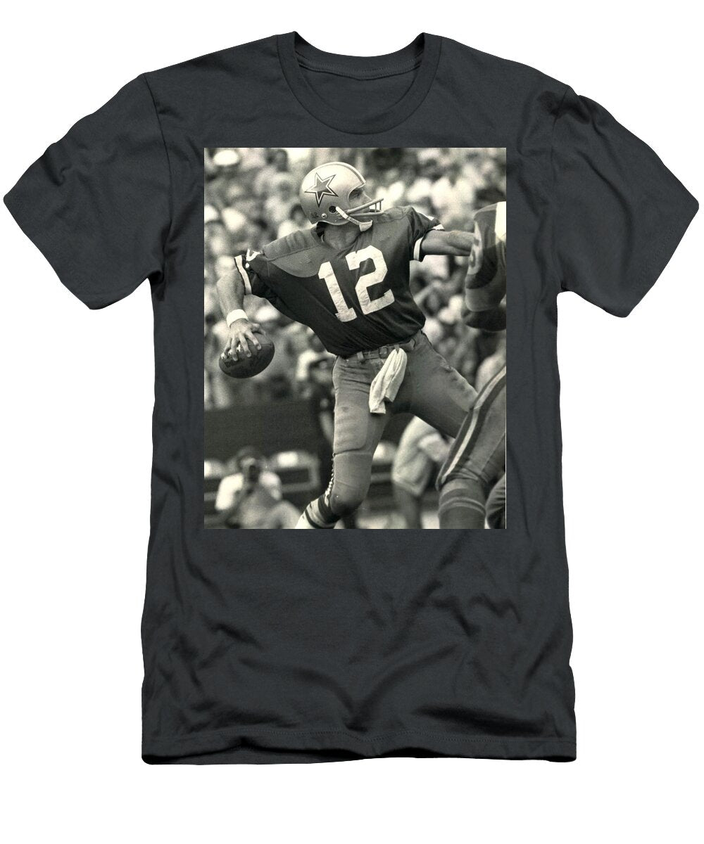 Roger Staubach Vintage NFL Poster Dallas Cowboys T-Shirt