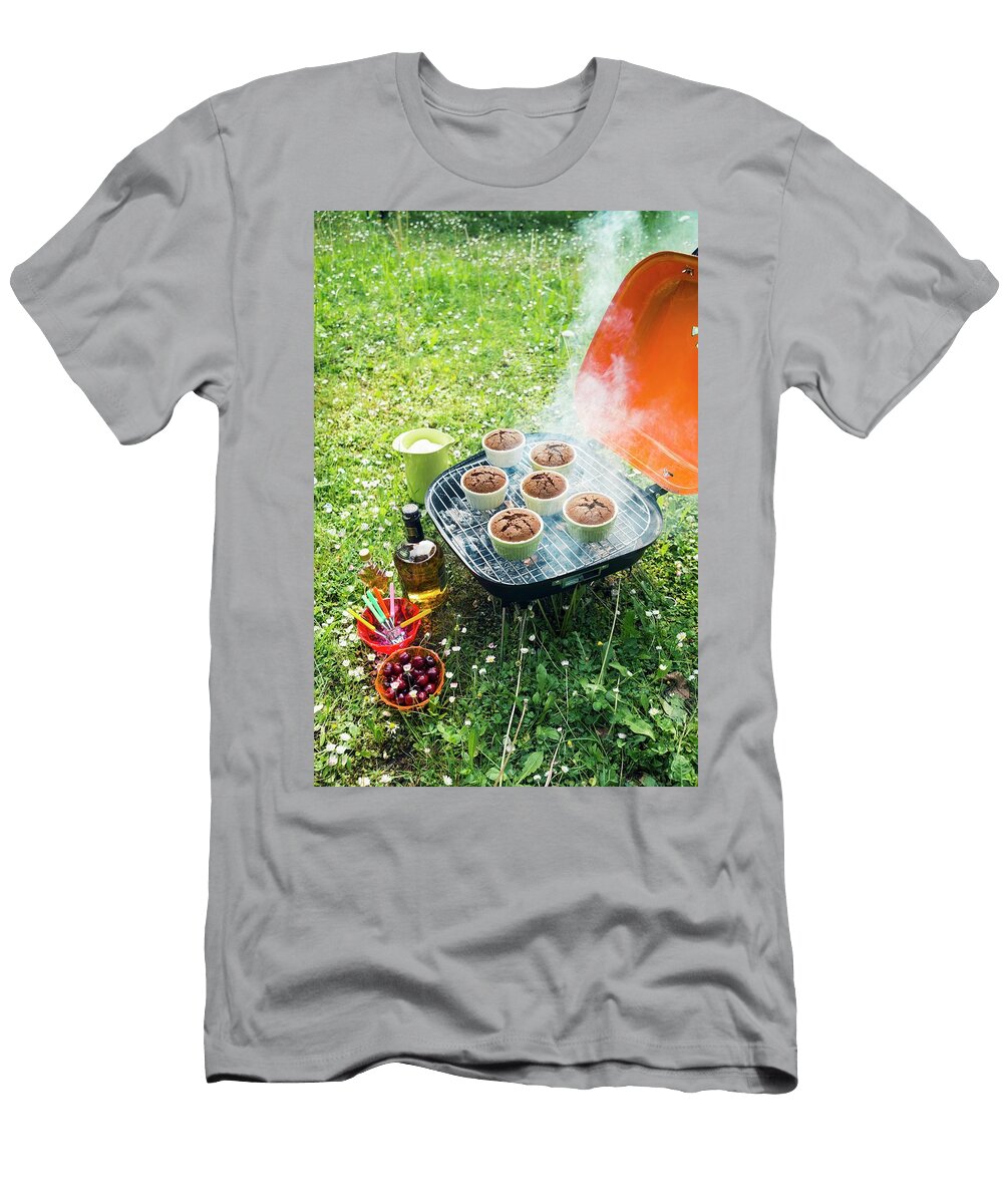 Smoked Chocolate and Whiskey Tarts Hans Gerlach T-Shirt