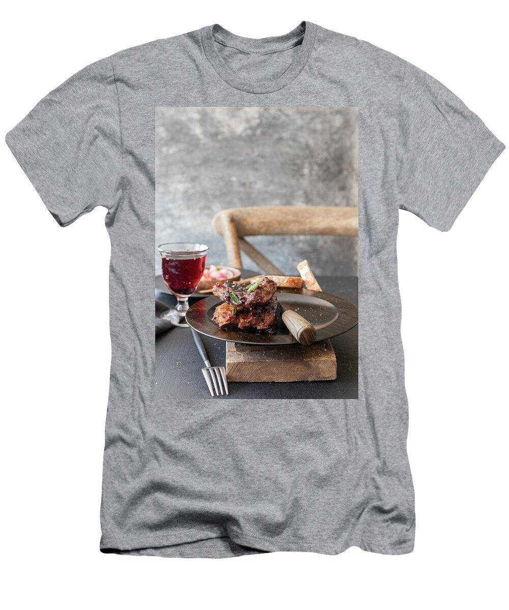 Spareribs in Bbq Lilia Jankowska T-Shirt