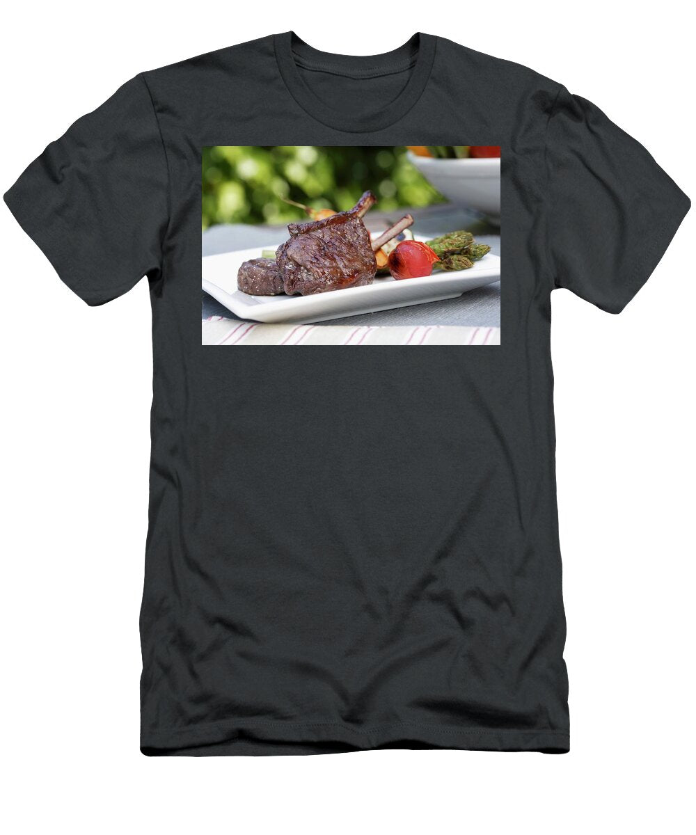 Venison Chops with Grilled Vegetables on the Barbeque Gastromedia T-Shirt